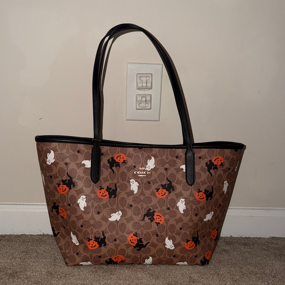 Coach Halloween city tote